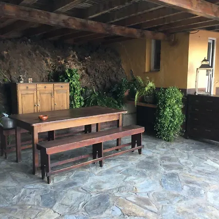La Casa De Madera * Канделария